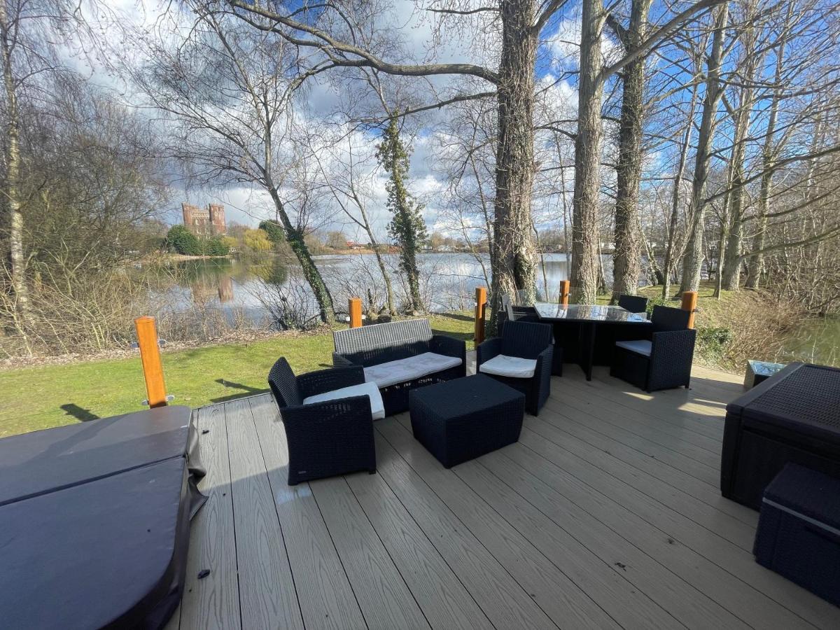 Rudd Lake Luxury Lakeside Lodge With Fishing & Hot Tub@Tattershall Εξωτερικό φωτογραφία